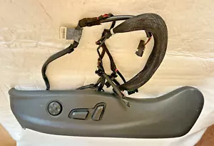 AUDI DRIVER SIDE SEAT SWITCH AND TRIM BLACK 2015-2018 AUDI A3 SEDAN FRONT LEFT - Picture 1 of 10