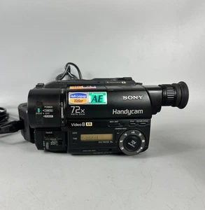 Sony CCD-TR425E Handycam Video-8 Camcorder With Charger - Tested - Picture 1 of 11