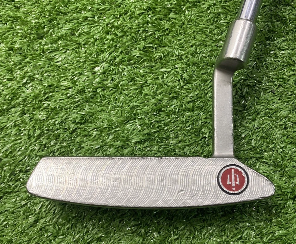 La Jolla GA300-1 Blade Putter  /  RH  /  Graphite ~33.25"  /  NEW GRIP  / XX9469 - Image 1 of 4