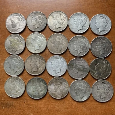 A lot of 20 Peace silver dollars one roll circulator condition 1922 1923 & 1924 - Image 1 of 4