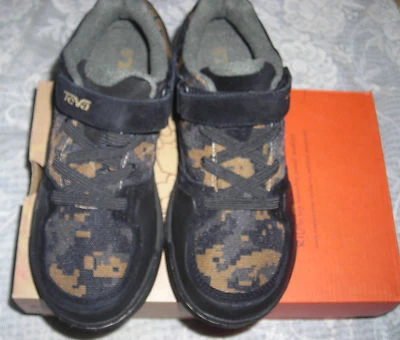 Zapatos Atléticos Teva B-1 K's Negros Camflauge Niños Talla US 5 Euro 35 ST#4129 Foto 1 de 3