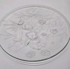 13" Clear Glass Round Serving Plate With Tree, Ornaments, Teddy Bear & Presents - Picture 1 of 5
