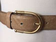JAEGER LADIES BEIGE SNAKESKIN EFFECT LEATHER BELT WITH GOLD BUCKLE 8-10 UK