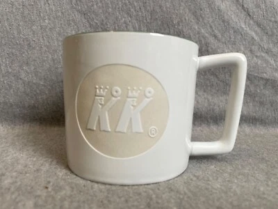 Taza de café Krispy Kreme Doughnuts Marching K's blanca y verde 13 oz Foto 1 de 4