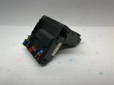 Volvo S60 V70 XC70 2006 módulo CEM caja de fusibles 30765646 28043321 Foto 1 de 4