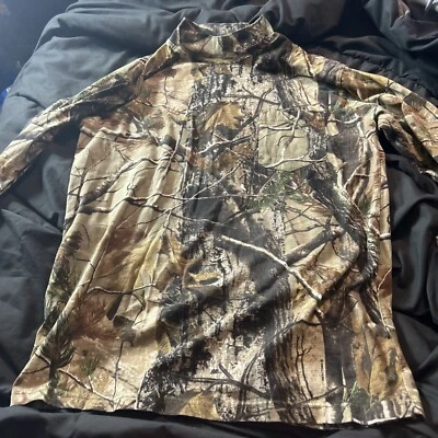 Paramount Outdoors Cabela’s Mock Neck Long Sleeve Real Tree Camo Tee With Pocket - Image 1 of 4