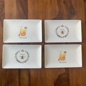 4 The Farmhouse Rachel Ashwell Melamine Snack Tray Plates "Queen Bee" EUC - Picture 1 of 15