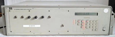 Interruptor de fibra óptica programable multimodo JDS Fitel serie SC 1x4, modelo SC0104 Foto 1 de 4