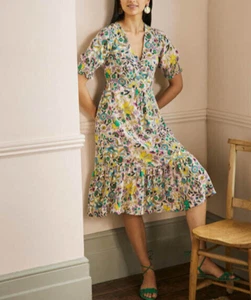 Boden V-Neck Midi tea dress size 10 reg milkshake tropic meadow B19A - Picture 1 of 6