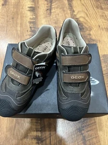 BNIB Geox Boys Shoes Size 5US/37EU - Picture 1 of 5