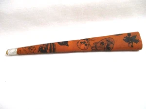 Vintage Halloween kleiner Karton Geräuschmacher 6" lang 1/2" breitestes Horn - funktioniert - Bild 1 von 4
