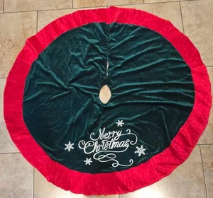 Christmas Tree Skirt-Red and Green with Script "Merry Christmas"-Approx 48inch - Picture 1 of 6