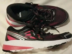 AVIA-WOMEN Size 6, BLACK/PINK LADIES "ARCH SUPPORT" LIGHTWEIGHT SHOES - New - Picture 1 of 5