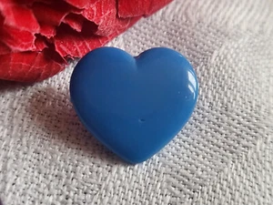 Antique Blue Glass Heart Shape Foot Button 1.6cm Collection G11A - Picture 1 of 3