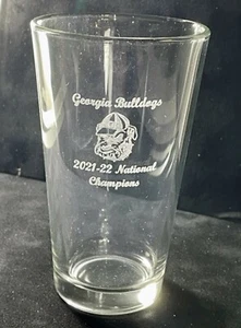 Georgia Bulldogs 2022 National Champions 16 oz pint serving glass - Picture 1 of 1