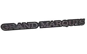 CANTIDAD 1 FORD GRAND MARQUIS EIMB5450398-AA METAL EMBLEMA INSIGNIA LOGO 7-5/8 x 1/2" - Imagen 1 de 17