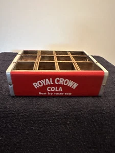 Caja de madera Royal Crown Cola para mini botellas - Imagen 1 de 4