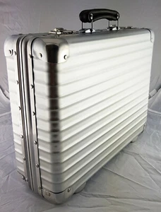 RIMOWA Classic Flight Attache Case Koffer Rare Alu-Model Mod.971.12.00.0 MINT - Bild 1 von 11