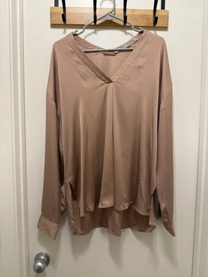 Blusa VINCE Seda Media Tapeta Nueva Sin Etiquetas - Talla 12 Foto 1 de 4