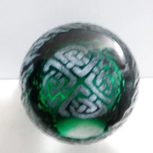 Caithness Gold Paperweight "Celtic Knot" 118 of 500 - Picture 1 of 10