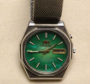 Reloj Orient Vintage Cristal 21J Automático Madreperla Esfera Verde Reloj Años 70 - Imagen 1 de 20