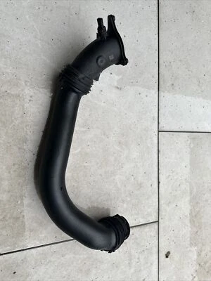 TUBO INTERCOOLER BMW F G 3 SERIE G30 F30 G31 330E 330i 320i fabricante de equipos originales 8601683 Foto 1 de 4