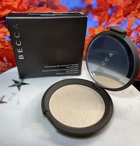 Becca Cosmetics ~ Full Size Pressed Powder Highlighter ~ Shade Moonstone ~ BNIB - Picture 1 of 1
