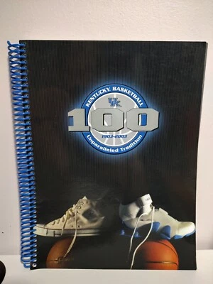 Libro de Historia de la Tradición Inigualable de Baloncesto Kentucky 1903-2003 (100 años)  Foto 1 de 4