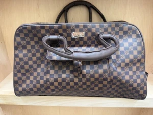 HAWAII'S FINEST Brown Duffle Bag Gym Travel - Picture 1 of 5