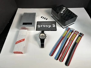 Autodromo Gruppe B Hodinkee Uhr Nr.50/100 volle Box Papiere und Bänder  - Bild 1 von 12