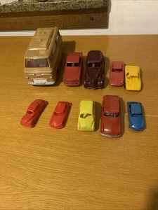 LOTTO 1O MODELLINI  IN PLASTICA ANNI 60/70 -  AUTO ACHILLE BRIOSCHI/CAMPER ECC. - Foto 1 di 17