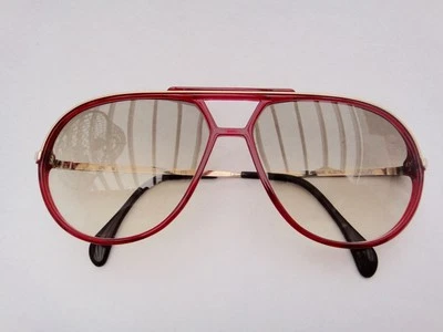 LENTE DE LUZ VINTAGE SILUETA M2700 AVIADOR ORO ROJO DETALLES AÑOS 80 HECHA EN AUSTRIA Foto 1 de 4