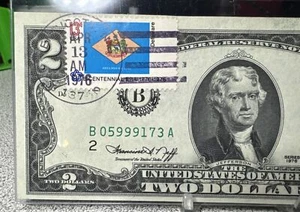 1976 $2 TWO DOLLAR BILL ( NEW YORK “B”) Stamp Flag. DELAWARE “APR 13” UNC - Picture 1 of 9