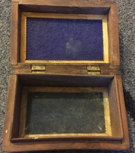 Schmuckkästchen aus Holz - Bild 1 von 3