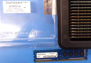 Dataram 4 GB, DDR3, 1600 MHz, 240-pin DIMM, NECC, UDIMM, CL11, 1.35V - Picture 1 of 1