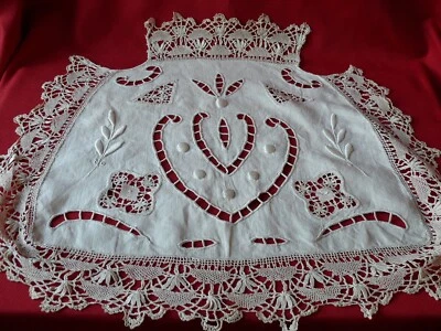 Paire de garnitures anciennes en lin broderies Richelieu et dentelle du Puy 1900 - Photo 1/4