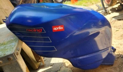 Aprilia Blue Tank for 2000/2001 SL1000 Championship. Still in great shape!!! - Image 1 of 4
