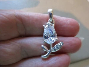 VINTAGE SILVER TONE CRYSTAL TULIP ROSE BUD FLOWER FOB CHARM PENDANT NECKLACE UK - Picture 1 of 5