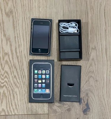 Apple iPhone 3G Black 8 GB Model A1241 with Original Box, Vintage, Collectors - Image 1 of 4