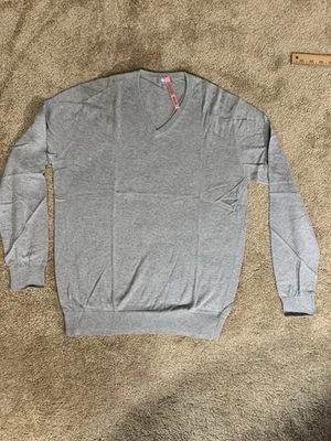 Suéter Uniqlo Adulto Gris Medio Manga Larga 10% Cachemira Informal Preppy Para Hombre Foto 1 de 4