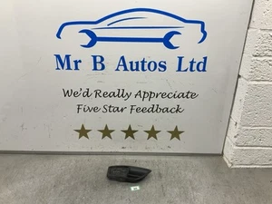 FIESTA ST150 ST ZETEC S DRIVER OFF SIDE RIGHT REAR BUMPER REFLECTOR COVER - Picture 1 of 3