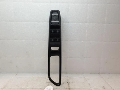 Interrupteur de leve vitre avant gauche RENAULT CAPTUR 1 PHASE 2 254118044R - Photo 1/4