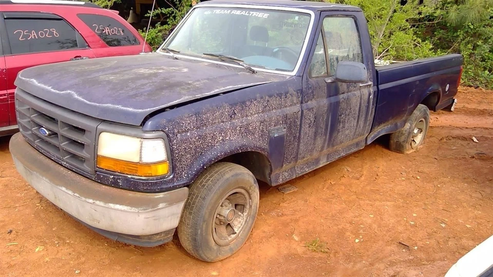 Eje de transmisión trasero 133" Wb automático 2x2 8-302 para camioneta Ford F150 91-96  Foto 1 de 4