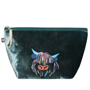 Bolsa de maquillaje de terciopelo de vaca verde azulado Earth Squared - Imagen 1 de 1