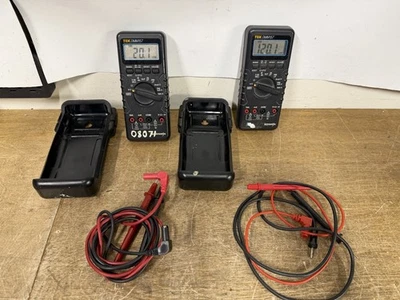 LOTE DE 2 MEDIDORES DMM TEKTRONIX DMM157 PARA PIEZAS UNO FUNCIONA Foto 1 de 2