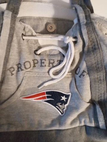Ladies Embroidered Hoodie Purse Handbag - New England Patriots - NFL Cover