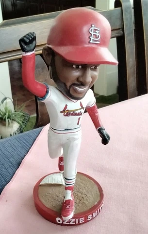 Ozzie Smith St Louis Cardinals Bobblehead VTG Cover