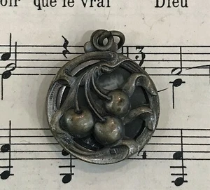 Antique French Art Nouveau Sliding Pendant Photo Holder Cherries c1920 - Bild 1 von 4
