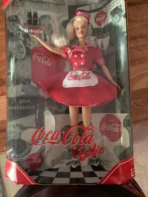 Barbie Camarera 1998 Edición Coleccionista Coca-Cola 1ª Serie NRFB Foto 1 de 4
