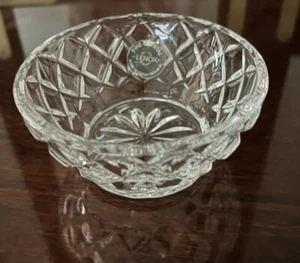 Lenox Fine Crystal Bowl Diamond and Starburst Pattern Candy Dish 3.5 Inches 4 Oz - Picture 1 of 5